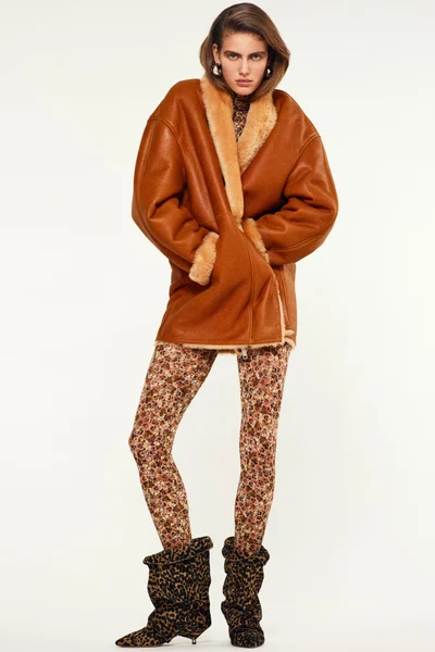 Look 15